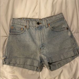 VINTAGE LEVI’s high waisted denim shorts